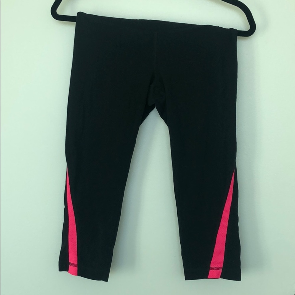 Black leggings